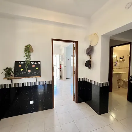 Villa Stylish With Pool By Homing