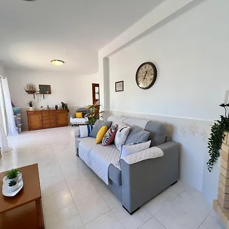 Stylish With Pool By Homing بيرا