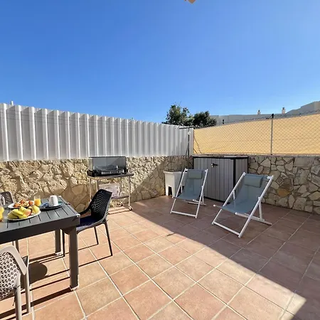 Stylish With Pool By Homing فيلة *