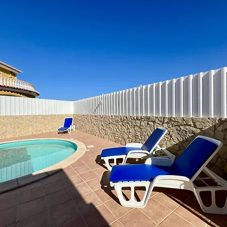 Villa Stylish With Pool By Homing Pêra