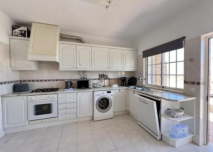 Stylish With Pool By Homing