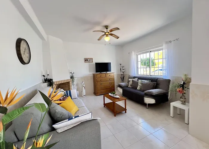 Stylish With Pool By Homing 빌라 페라구도