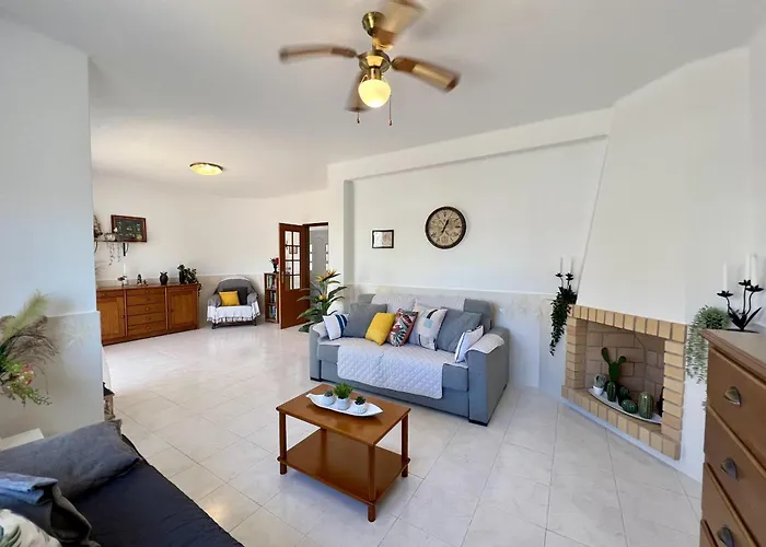 Stylish With Pool By Homing *