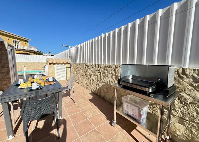 Stylish With Pool By Homing 빌라