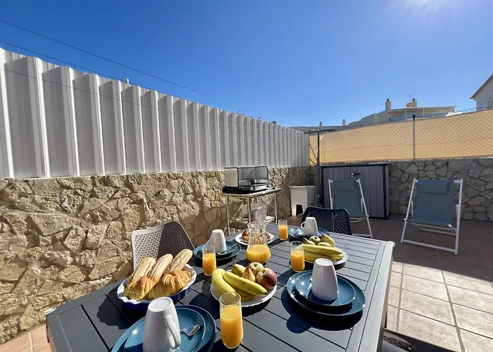 Stylish With Pool By Homing 빌라 *