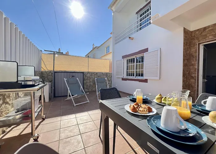 Stylish With Pool By Homing *