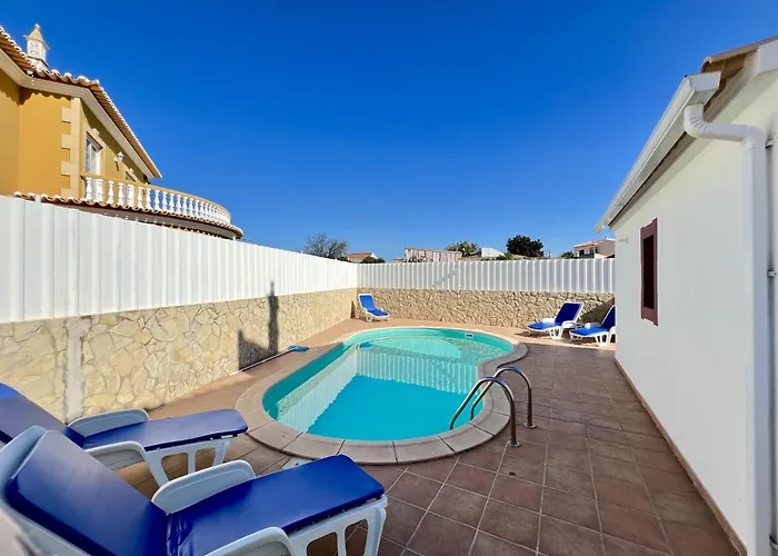 Stylish With Pool By Homing *