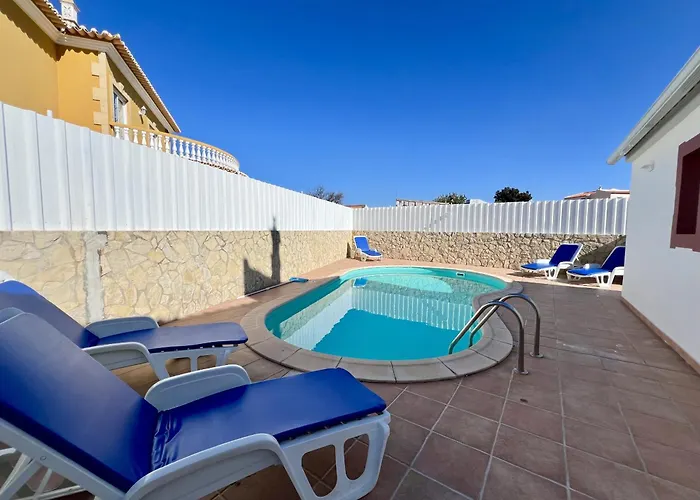 Stylish With Pool By Homing * 페라구도