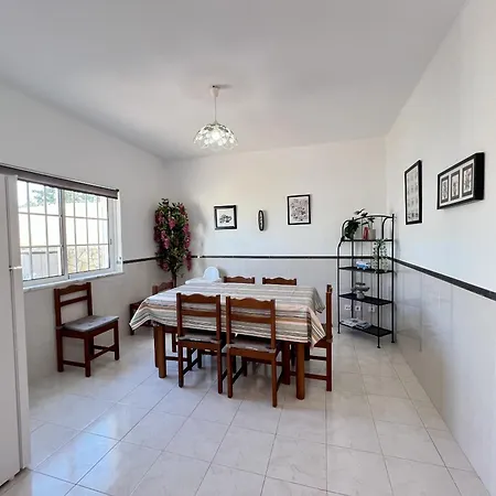 Stylish With Pool By Homing Vila